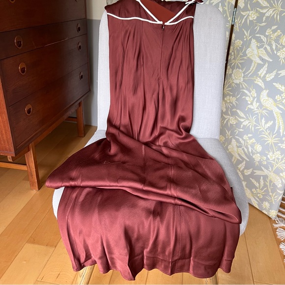 Shona Joy Belkis Contrast Plunged Cross Back Mini Dress - Picture 8 of 11